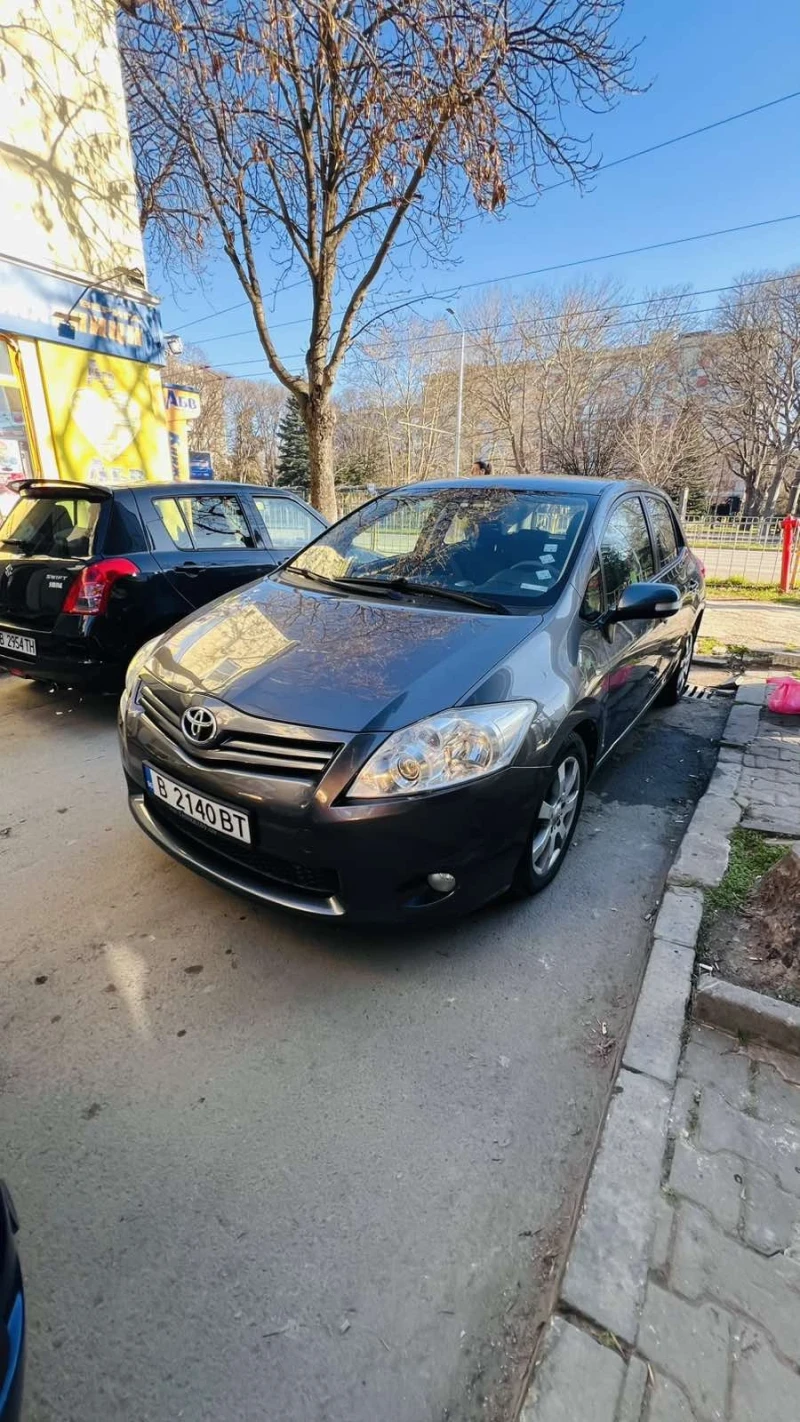 Toyota Auris 2.0 D4D, снимка 1 - Автомобили и джипове - 48740967