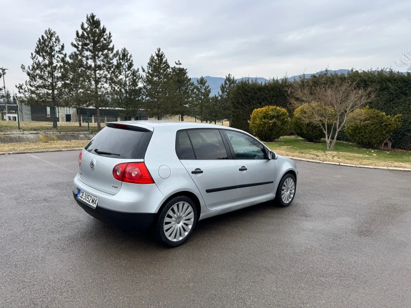 VW Golf 1.9TDI Напълно Обслужен, снимка 8 - Автомобили и джипове - 49215789