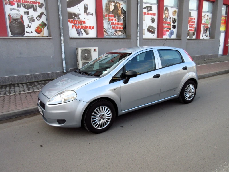 Fiat Punto Grande 1.2i, снимка 7 - Автомобили и джипове - 49164240