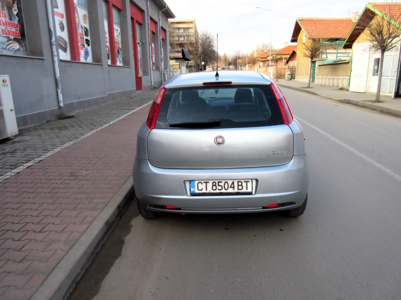 Fiat Punto Grande 1.2i, снимка 3 - Автомобили и джипове - 49164240