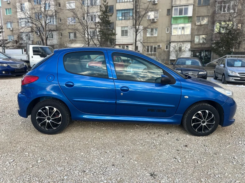 Peugeot 206 1.4КЛИМАТИК//2010Г//175000КМ, снимка 6 - Автомобили и джипове - 49224452