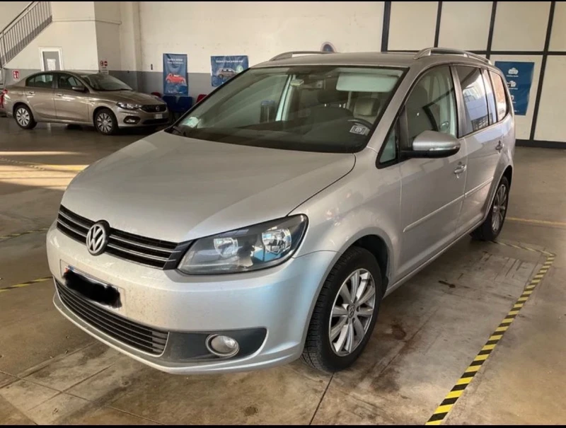 VW Touran  2.0 TDI HIGHLINE/6+ 1/NAVI/ОБСЛУЖЕН + 2 Ком, снимка 2 - Автомобили и джипове - 49273710