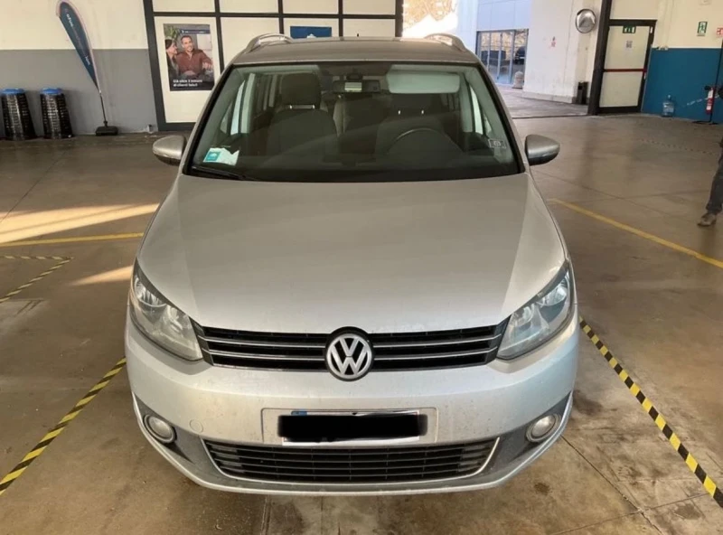 VW Touran  2.0 TDI HIGHLINE/6+ 1/NAVI/ОБСЛУЖЕН + 2 Ком, снимка 1 - Автомобили и джипове - 49273710