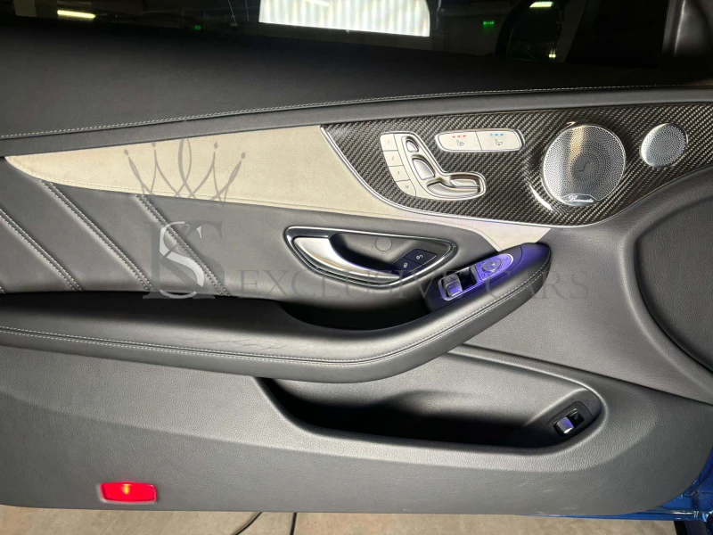 Mercedes-Benz C 63 AMG S * BURMESTER* PANORAMA* CARBON* HUD* ОБДУХВАНЕ* , снимка 8 - Автомобили и джипове - 51832211