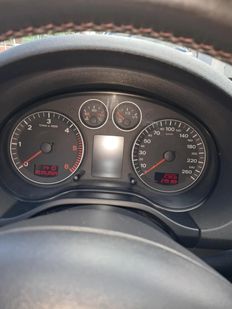 Audi A3 2.0, снимка 6 - Автомобили и джипове - 52380627