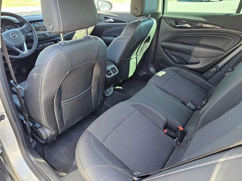 Opel Insignia 2.0D 170, снимка 7 - Автомобили и джипове - 53514219