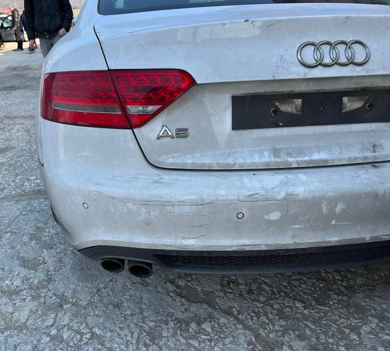 Audi A5 Sline 2.0tdi, снимка 13 - Автомобили и джипове - 36262590