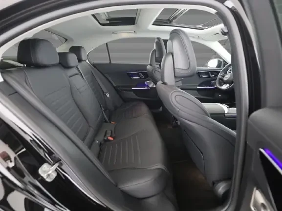 Mercedes-Benz C 300 d 4Matic = AMG Line = Premium Plus Гаранция, снимка 11 - Автомобили и джипове - 54677819