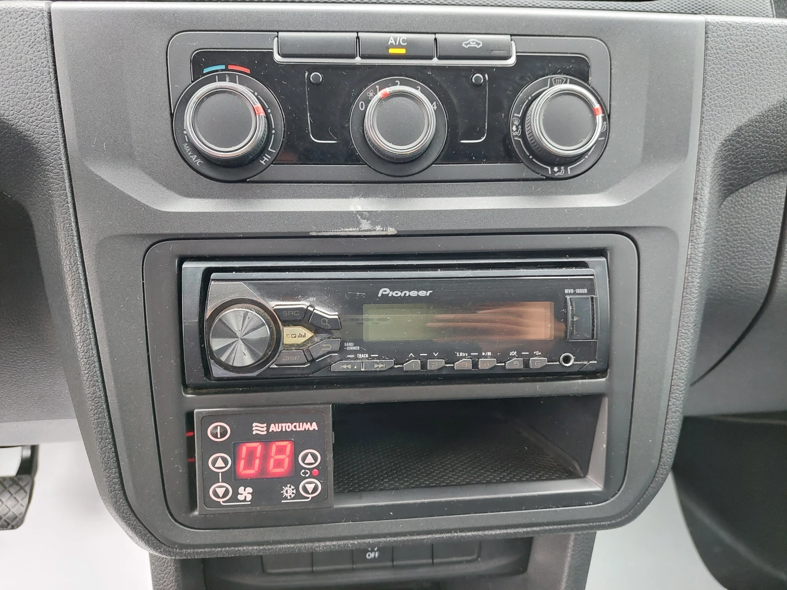 VW Caddy MAXI/1.4CNG/110k.c./6MT/N1/ХЛАДИЛЕН 8-15С | Mobile.bg — изображение 12