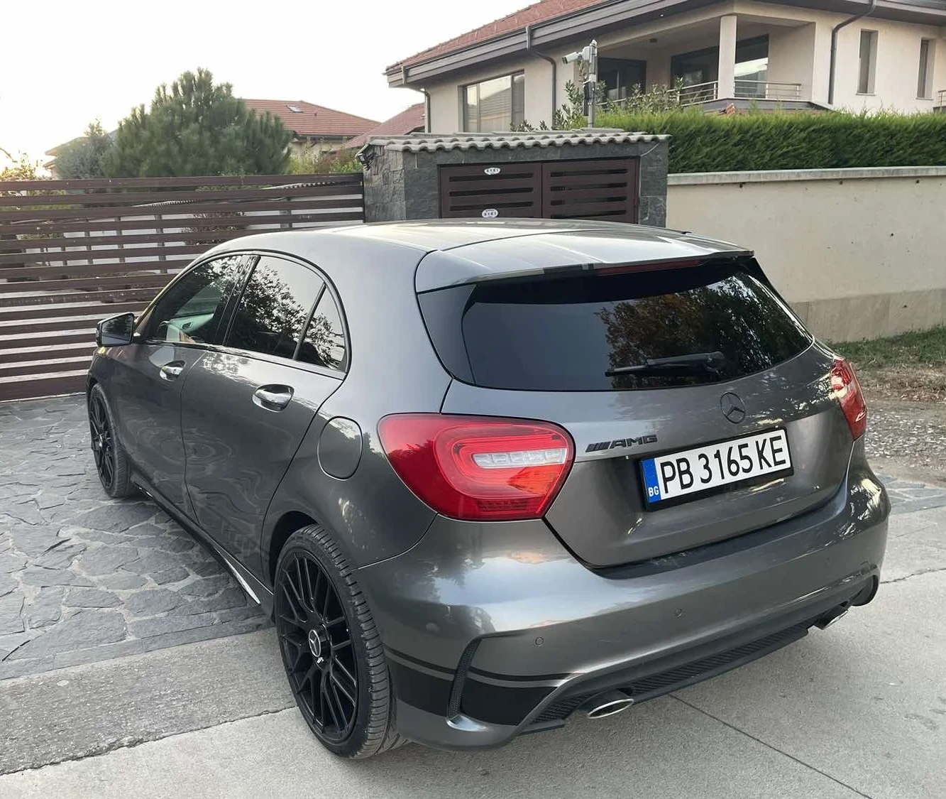 Mercedes-Benz A 220 AMG SPORT PAKET + AUTOMAT+ CARBON + PANORAMA - изображение 6