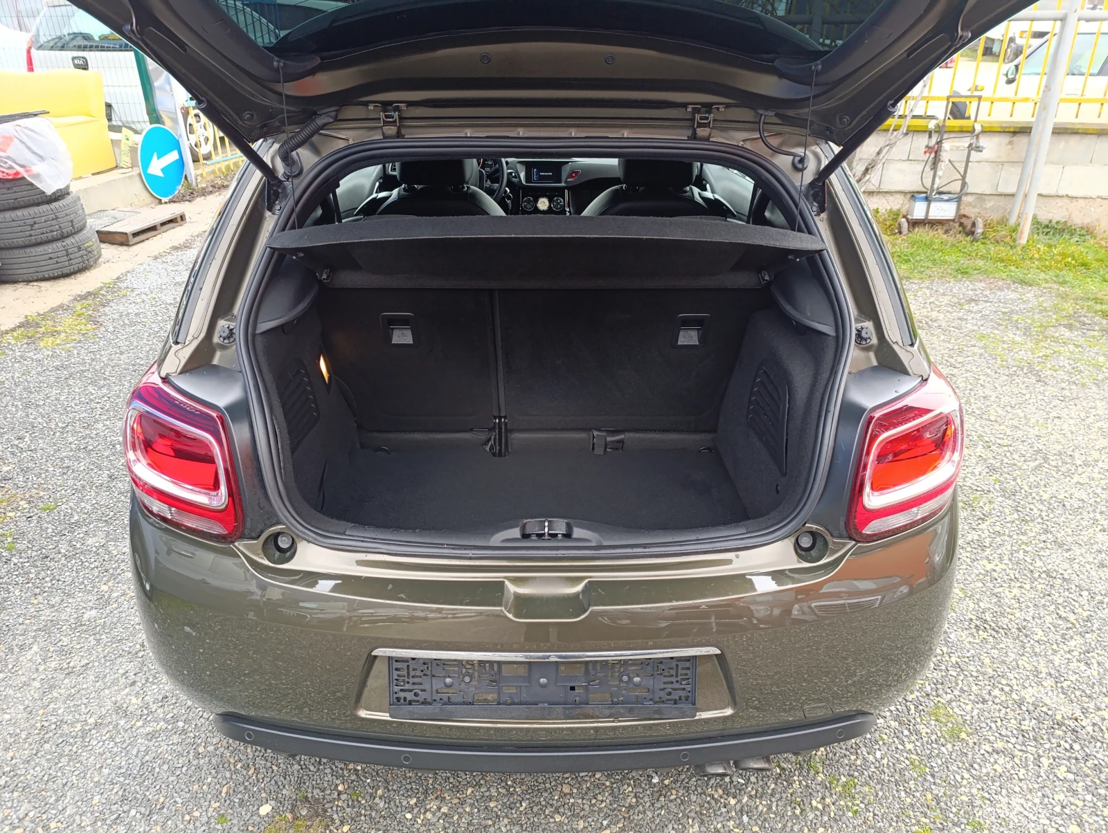 Citroen DS3 1.6i Швейцария | Mobile.bg — изображение 13