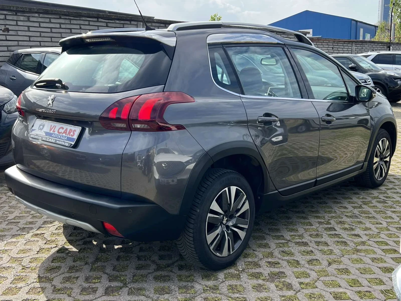 Peugeot 2008 1.6 BLUE HDI  - изображение 6