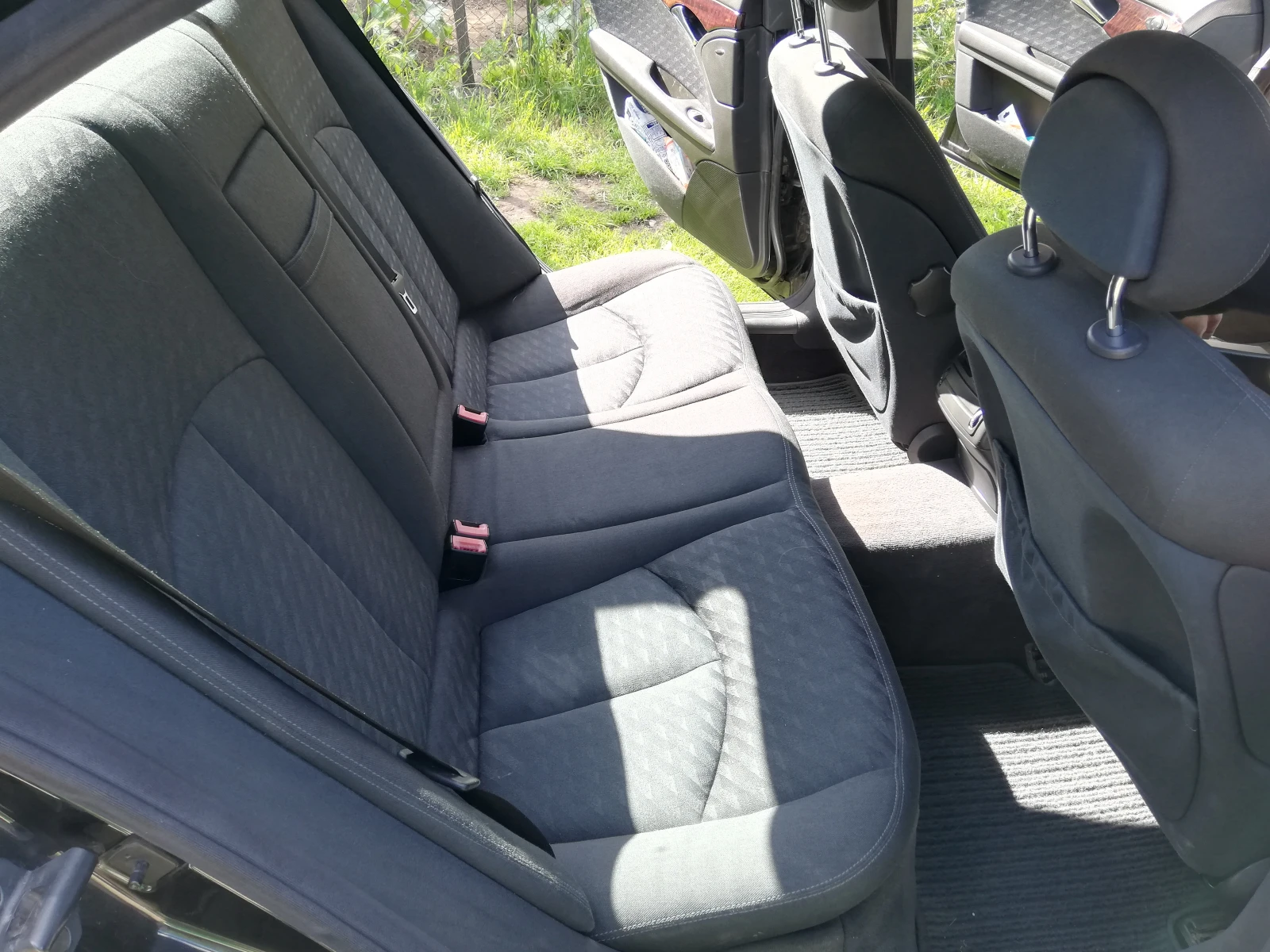 Mercedes-Benz E 220 CDI - изображение 7