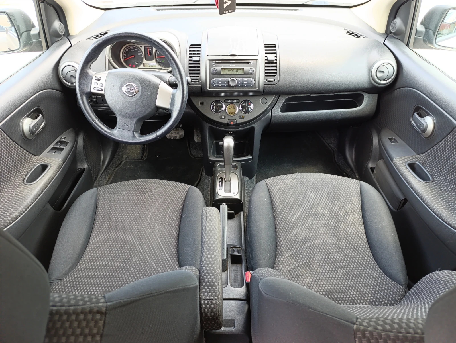 Nissan Note 1.6i 16V АВТ. - изображение 10