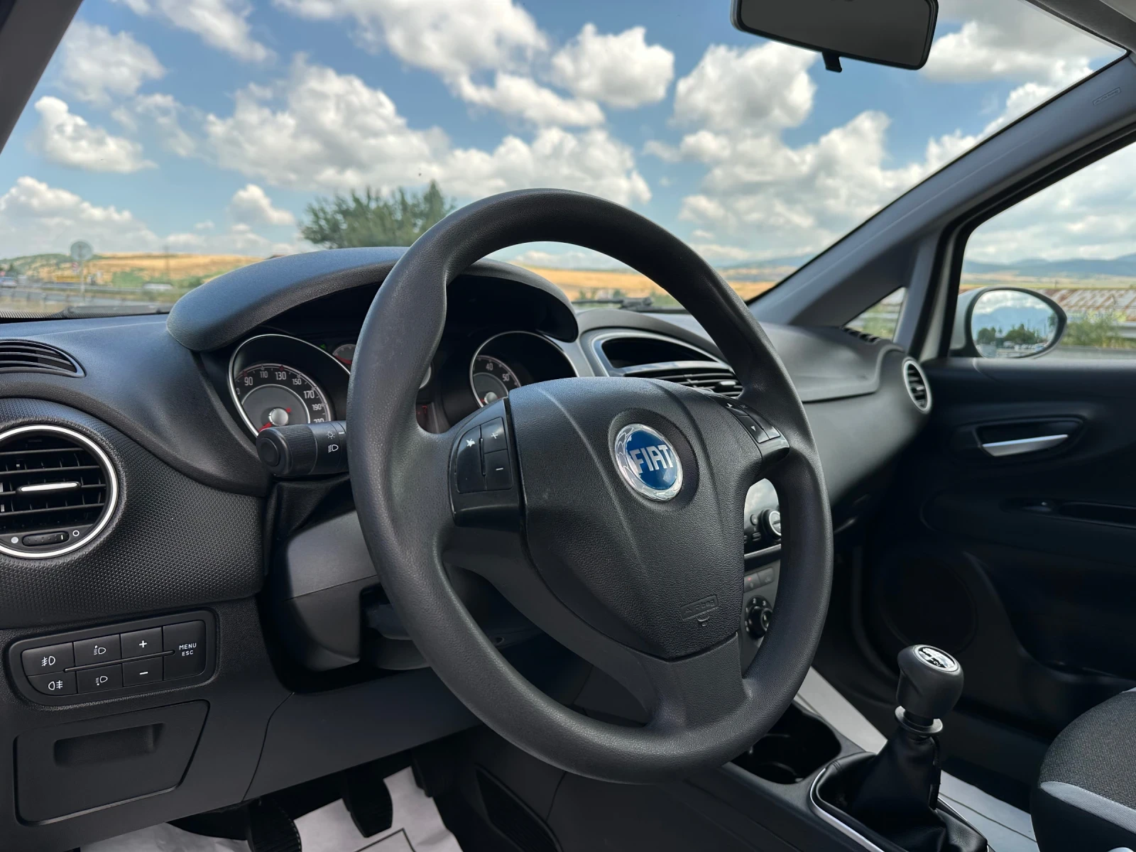 Fiat Punto 1.2i-EVO-167.000km-NEW-CITY-TOP-TOP-TOP - изображение 7