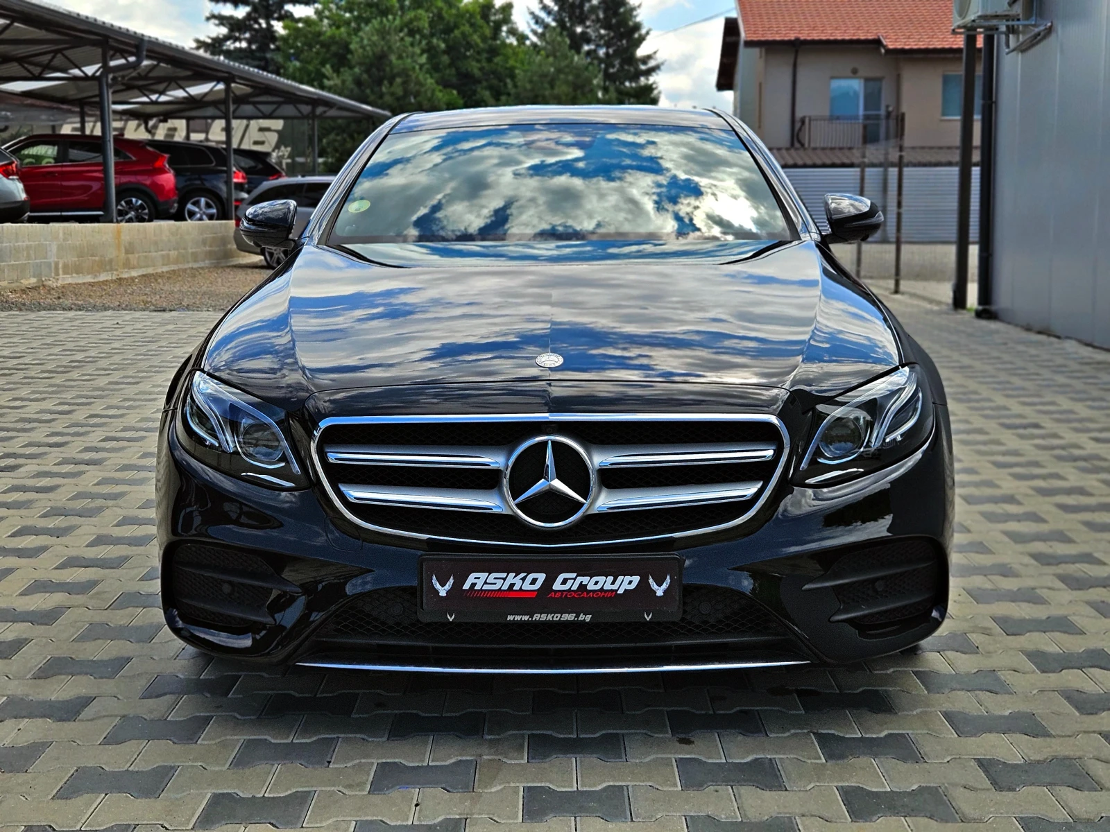 Mercedes-Benz E 220 AMG/GERMANY/PANO/360CAM/ПОДГРЕВ/AMBI/CAR PLAY/LIZI - изображение 2