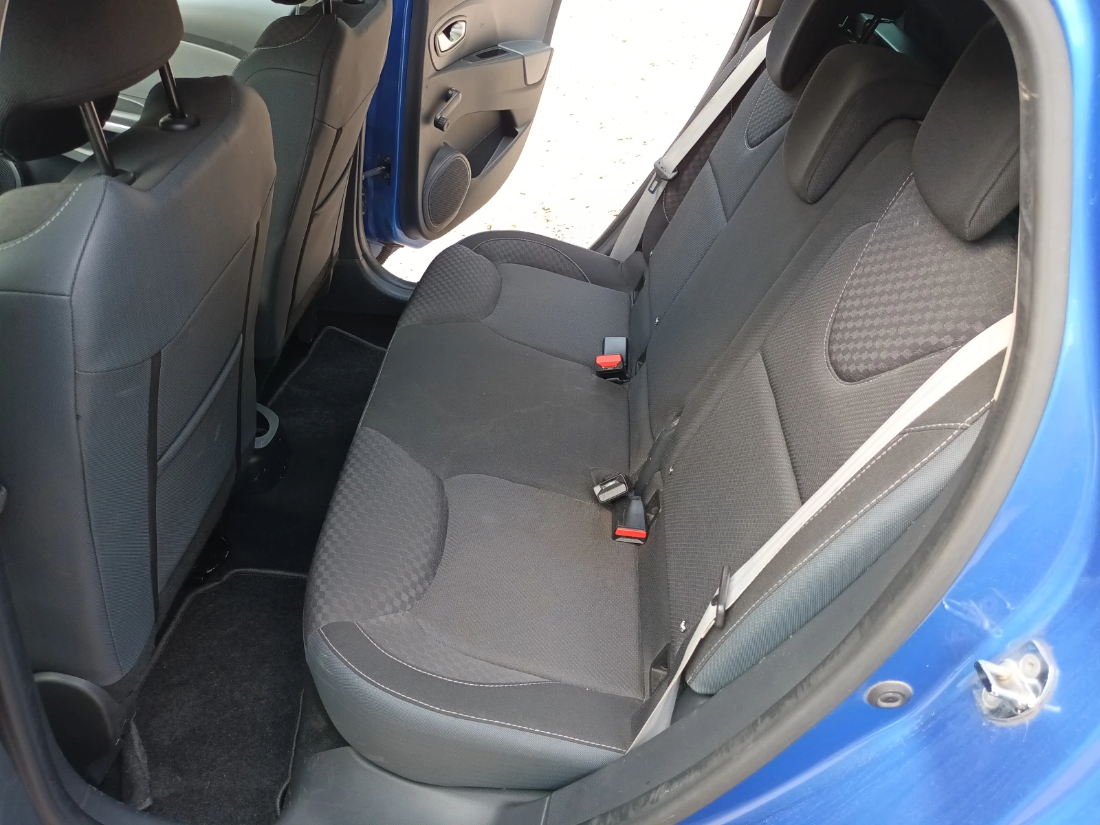 Renault Clio АВТОМАТИК/1.2 TURBO - изображение 9