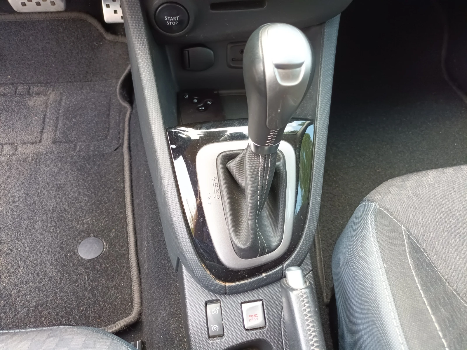 Renault Clio GT-Sport/АВТОМАТИК/1.2 TURBO | Mobile.bg — изображение 11