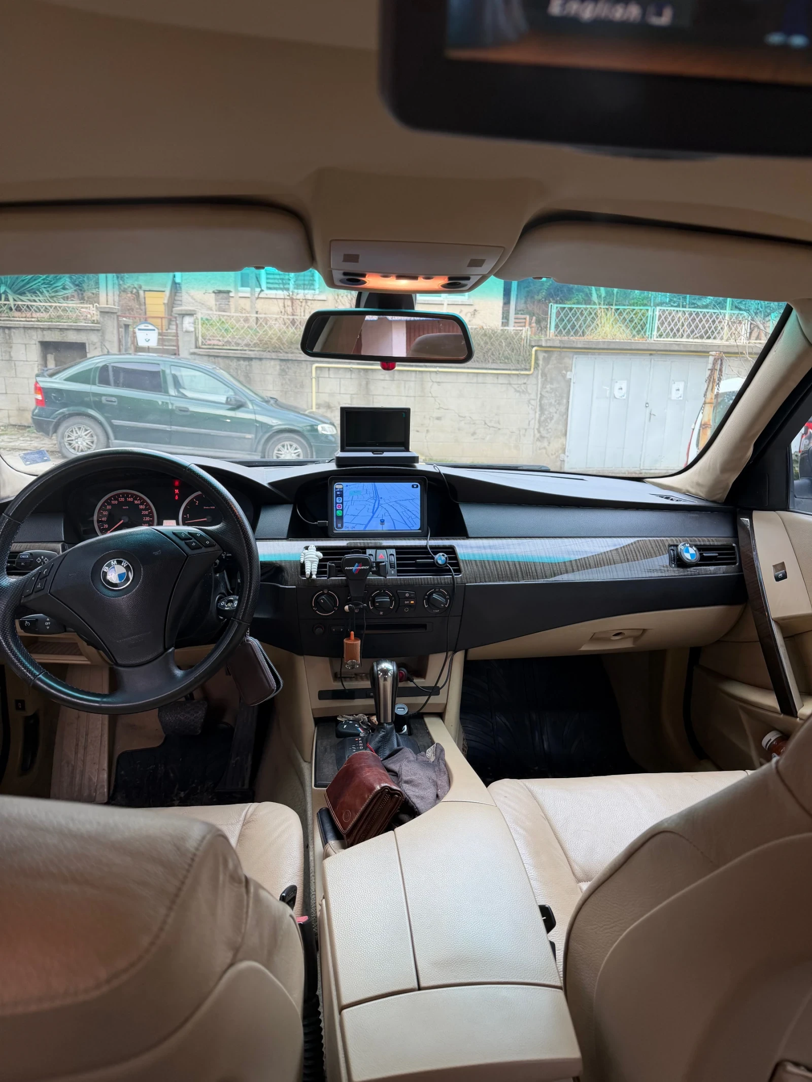 BMW 525, снимка 7 - Автомобили и джипове - 52481045