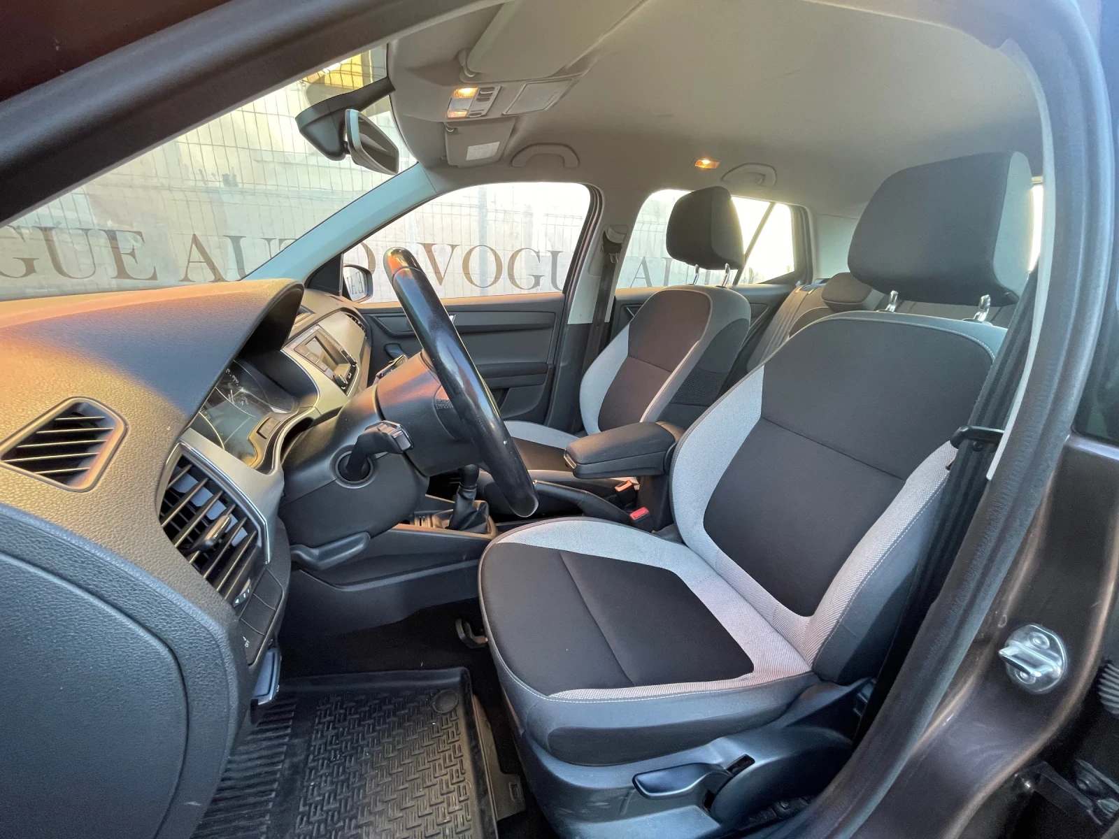 Skoda Fabia  | Mobile.bg   12