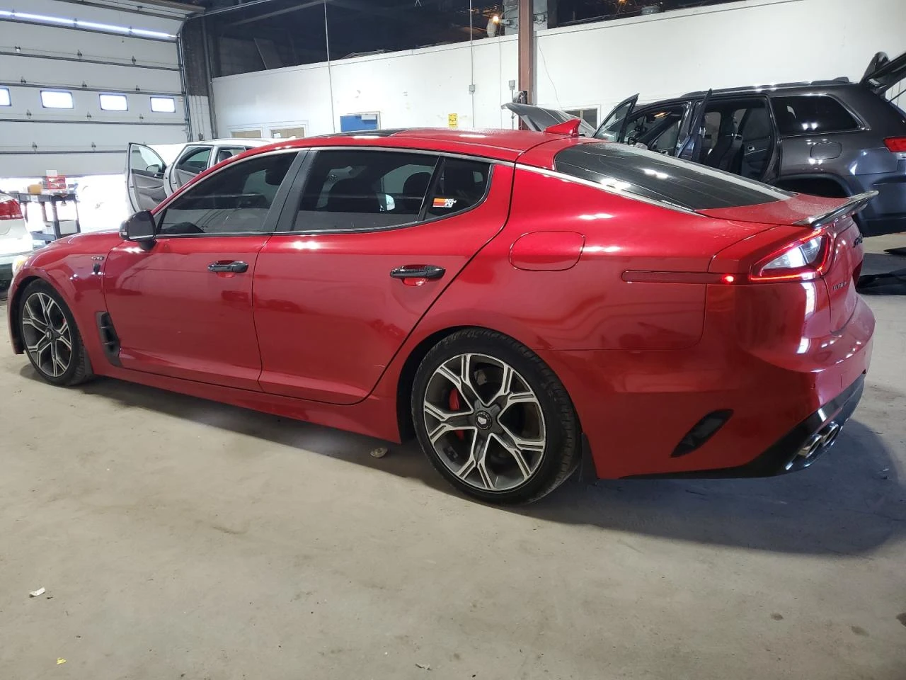 Kia Stinger GT2 RWD 3.3L V6 365кс. * Лизинг*  - изображение 2