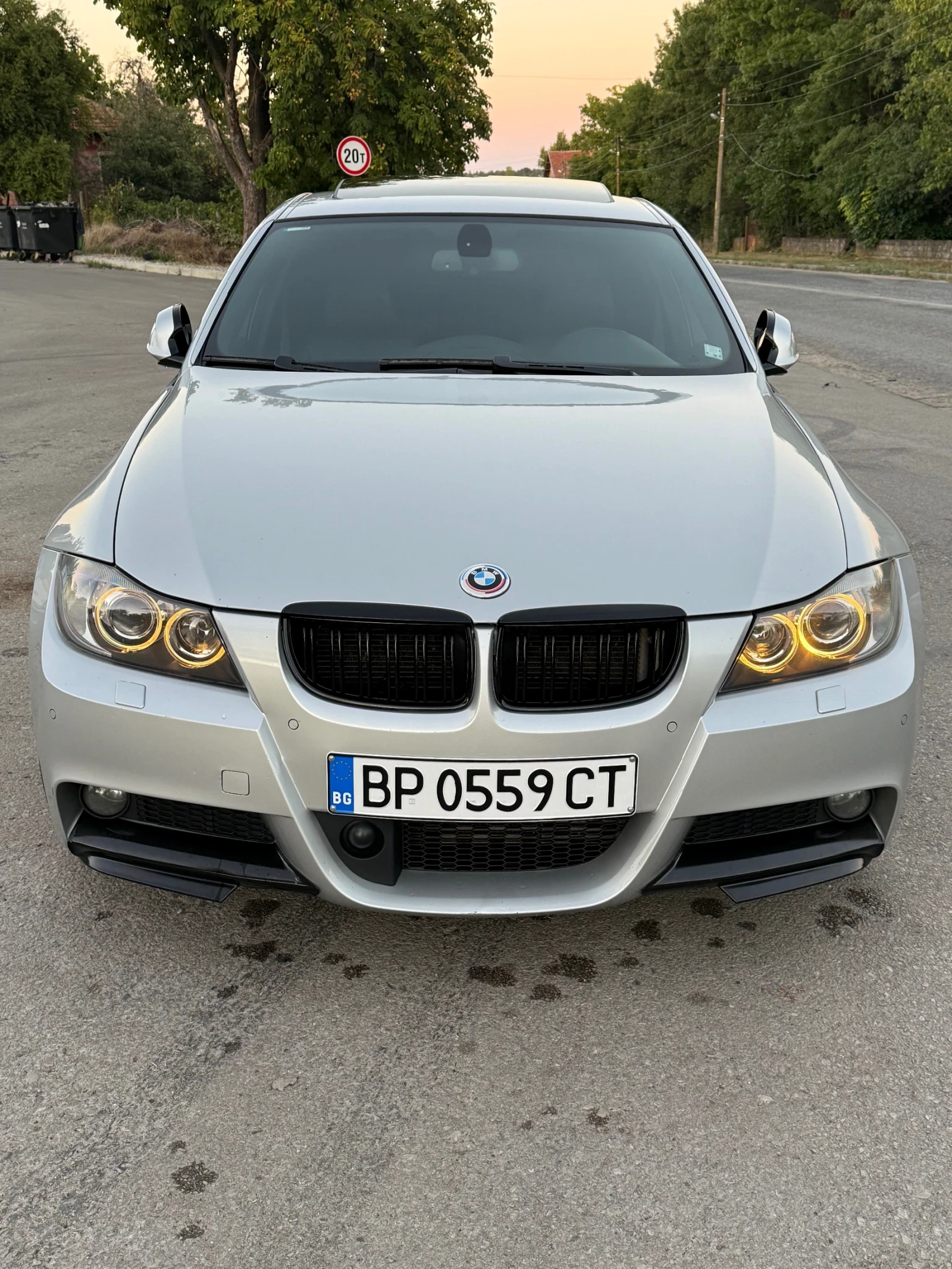 BMW 330  - изображение 8
