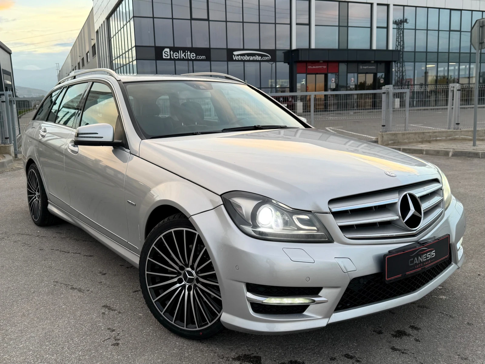 Mercedes-Benz C 220 170кс* AMG-OPTIC* KOJA* NAVI* НАДУВАНЕ*  | Mobile.bg — изображение 3