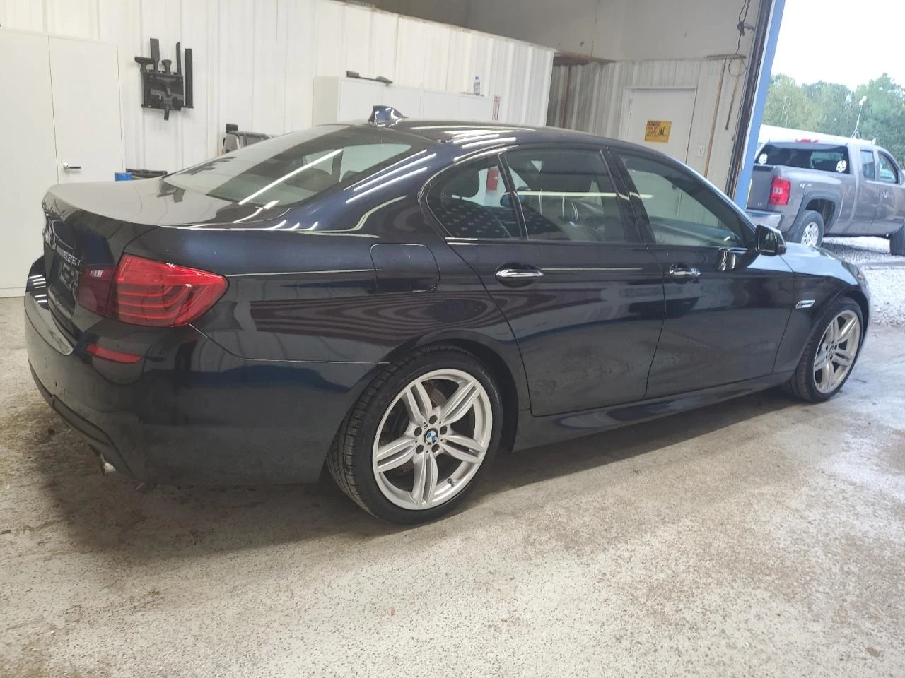 BMW 535 i * X-Drive * HUD * HK * NAVI PROFESSIONAL* M-pack - изображение 3