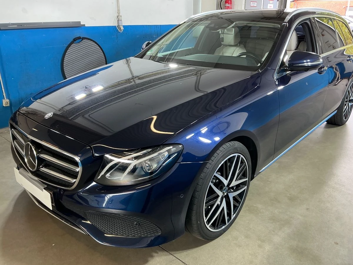 Mercedes-Benz E 400 Mercedes-Benz E-Klasse E 400 d * АВТОФИНАНСИРАНЕ*  | Mobile.bg — изображение 1