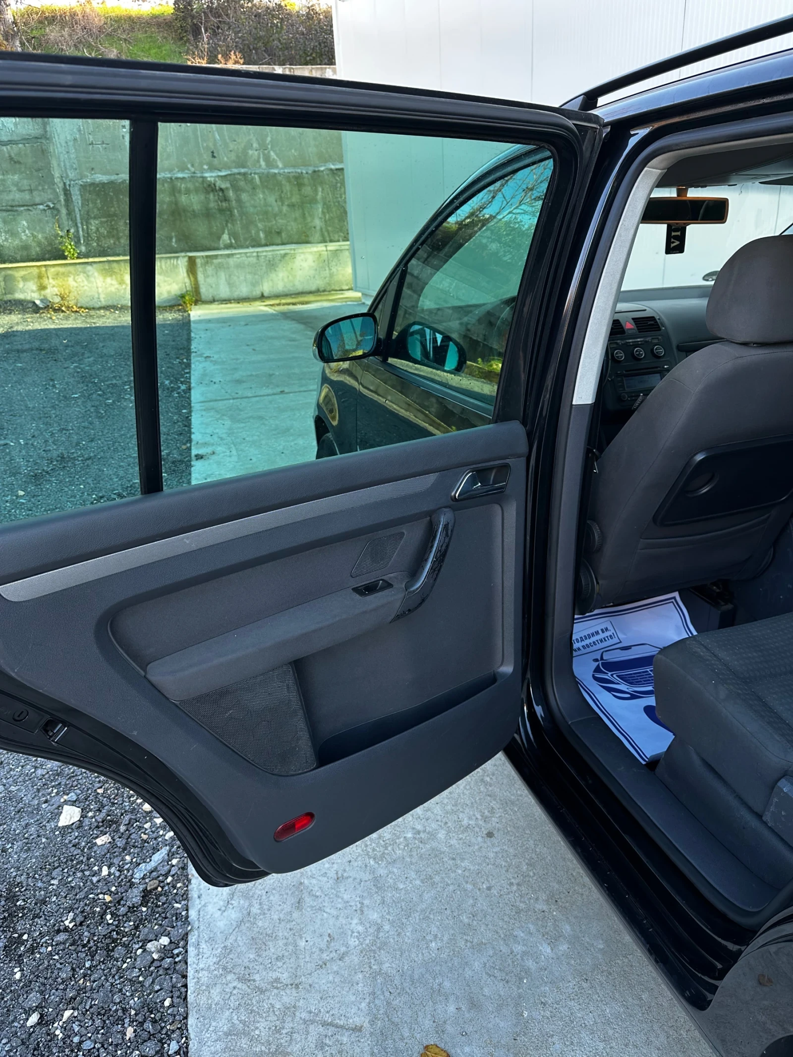 VW Touran DSG  2.0 TDI 140. | Mobile.bg   13