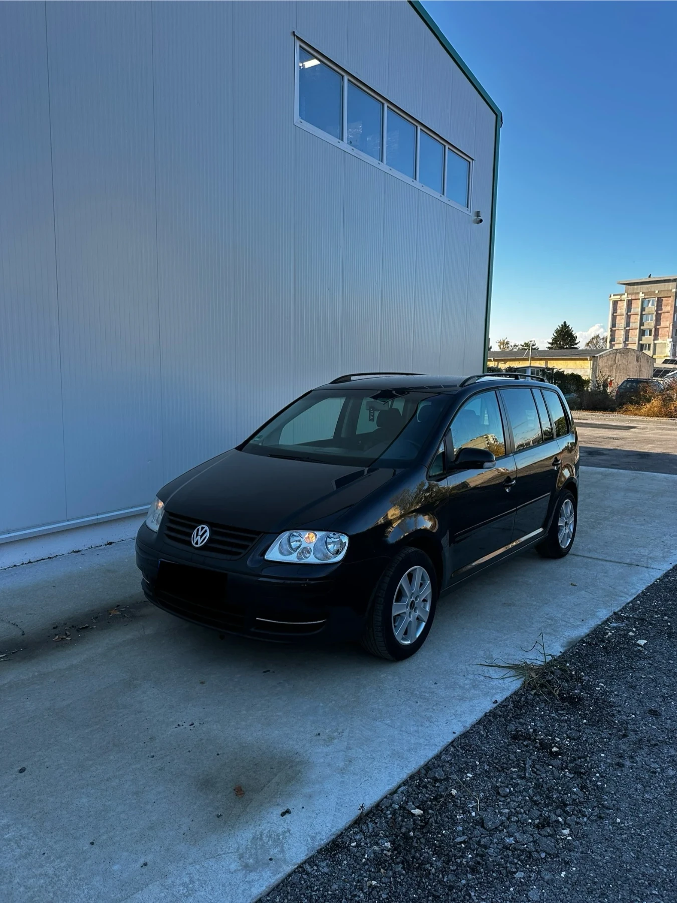 VW Touran DSG  2.0 TDI 140. | Mobile.bg   2