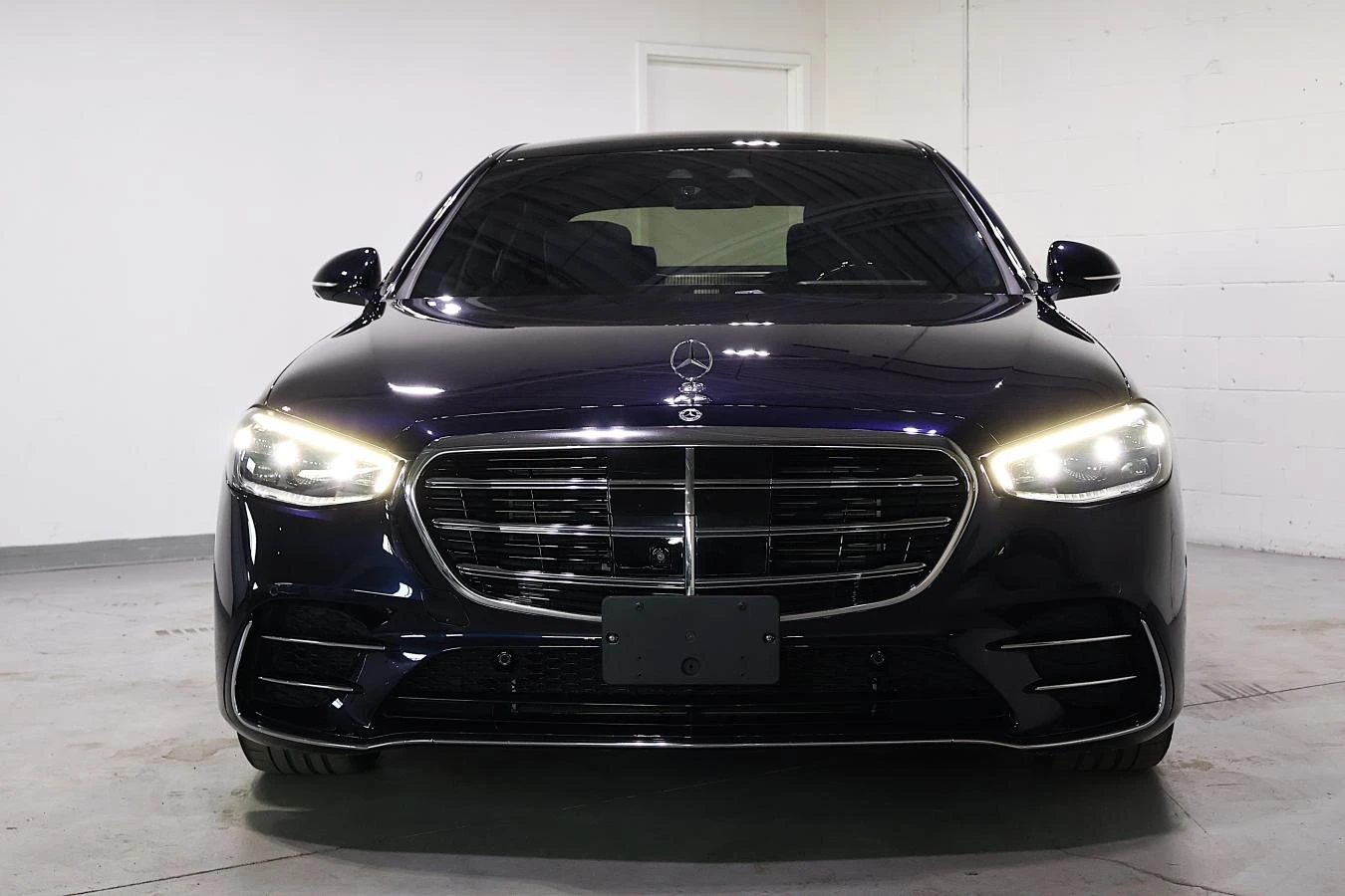 Mercedes-Benz S 580 4MATIC* AWD* АвтоКредит* (ЦЕНА ДО БГ) - изображение 6