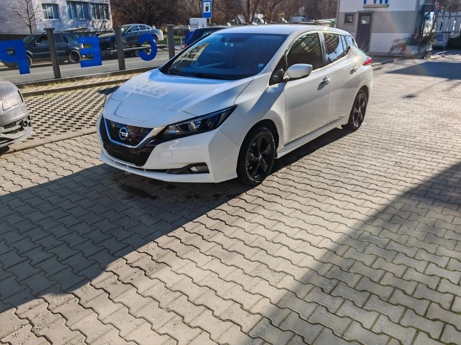 Nissan Leaf  | Mobile.bg � ����������� 2