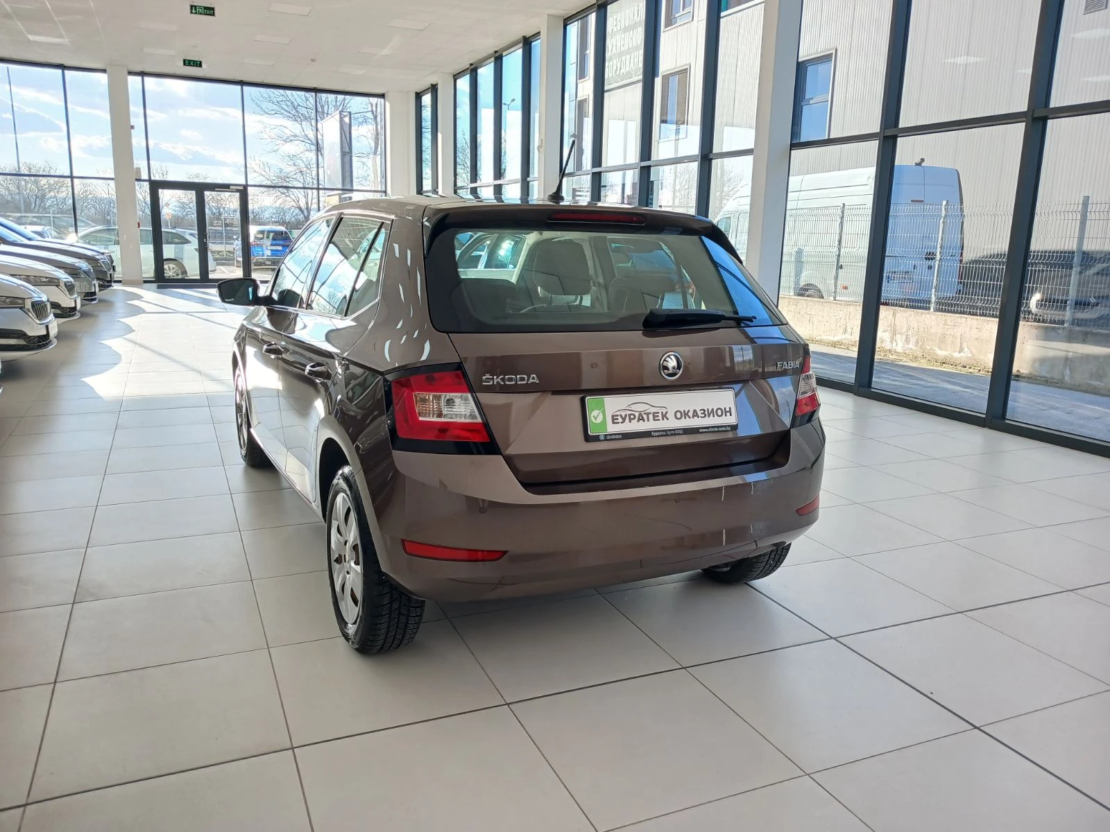 Skoda Fabia Ambition 1.0 MPI/60 к.с - изображение 5