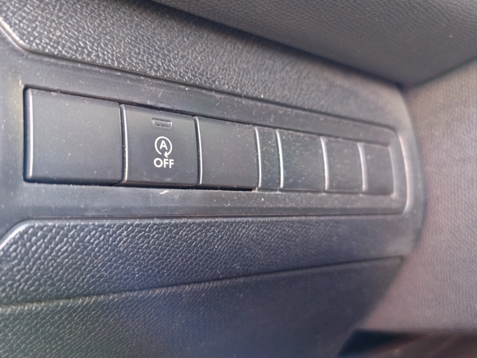 Peugeot 308 ACTIVE, снимка 9 - Автомобили и джипове - 53769862