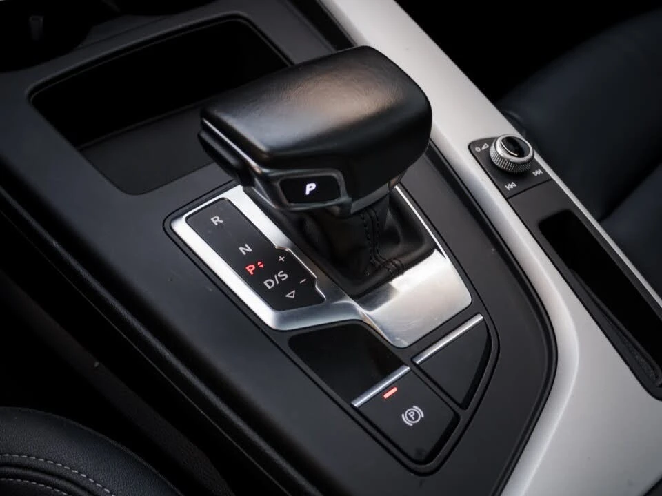 Audi A5 Sportback* АвтоКредит* (ЦЕНА ДО БГ), снимка 12 - Автомобили и джипове - 54092199