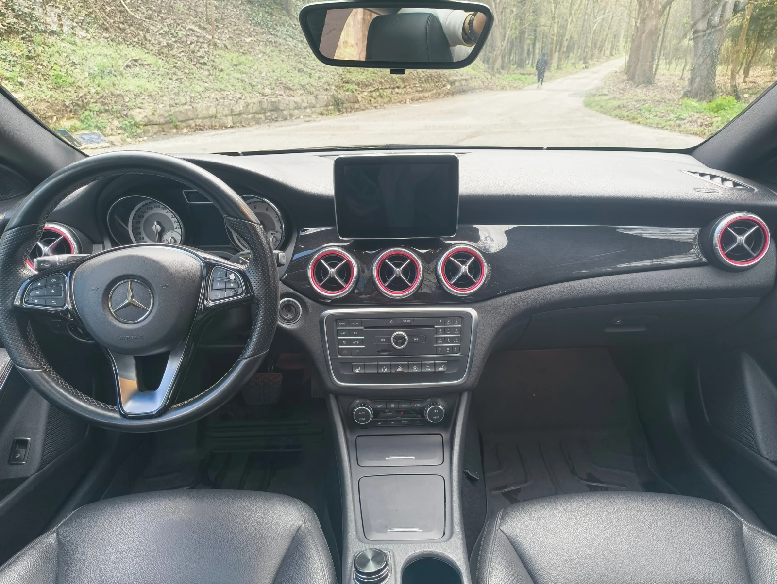 Mercedes-Benz CLA 250 4Matic AMG Sport Packet - 211hp, снимка 11 - Автомобили и джипове - 54150033