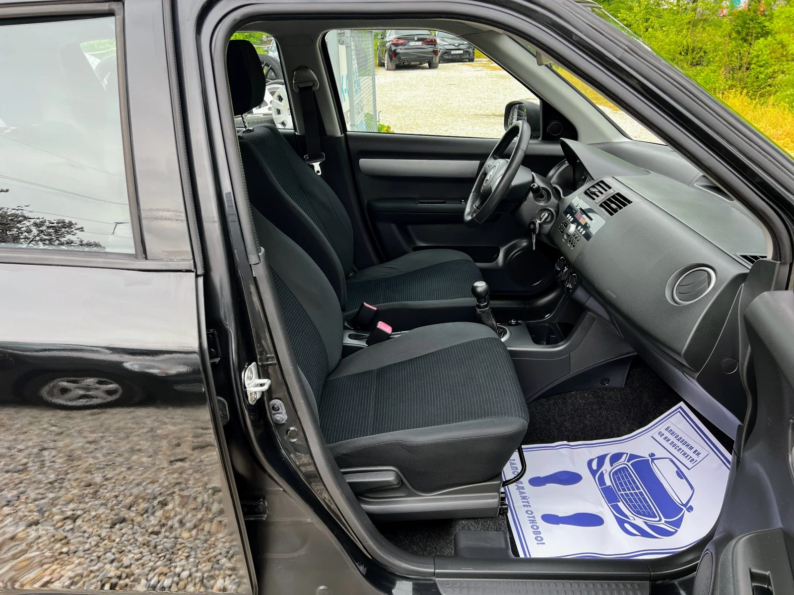 Suzuki Swift 1.3i 151000km. SWISS EDITION, снимка 11 - Автомобили и джипове - 54363902