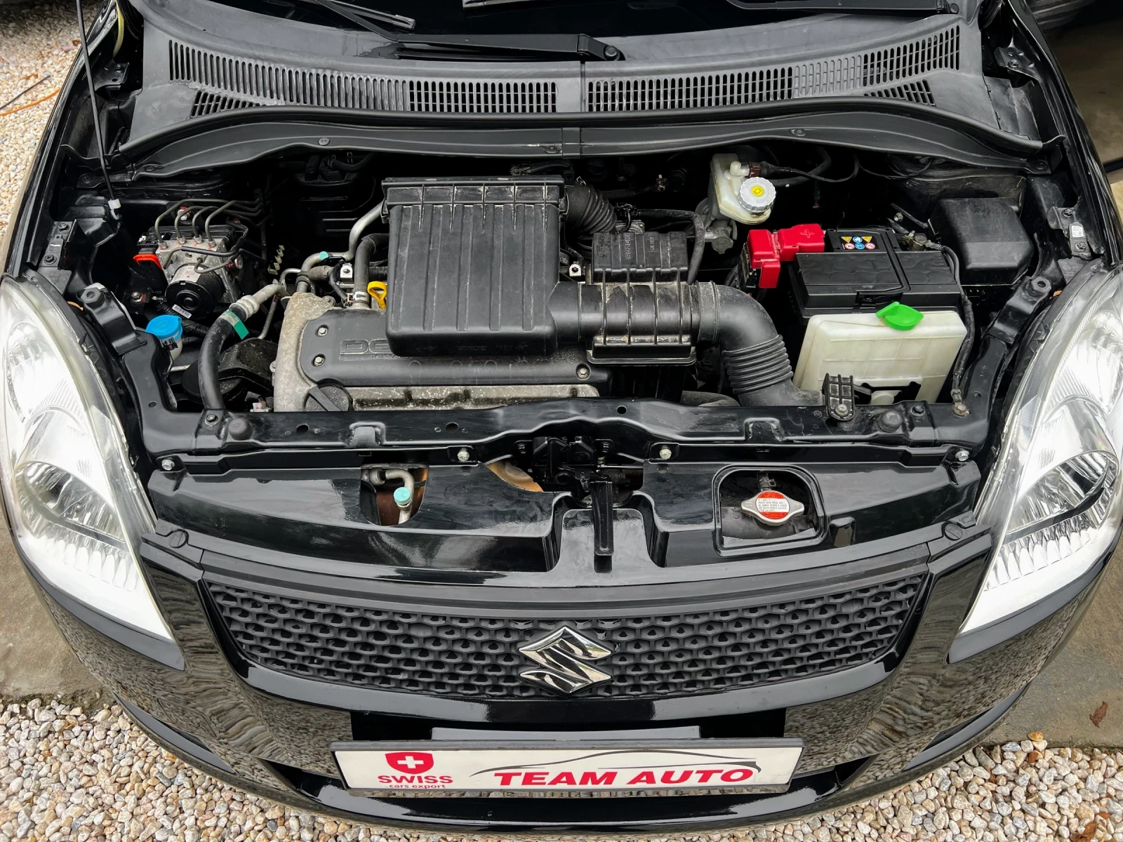 Suzuki Swift 1.3i 151000km. SWISS EDITION, снимка 16 - Автомобили и джипове - 54363902