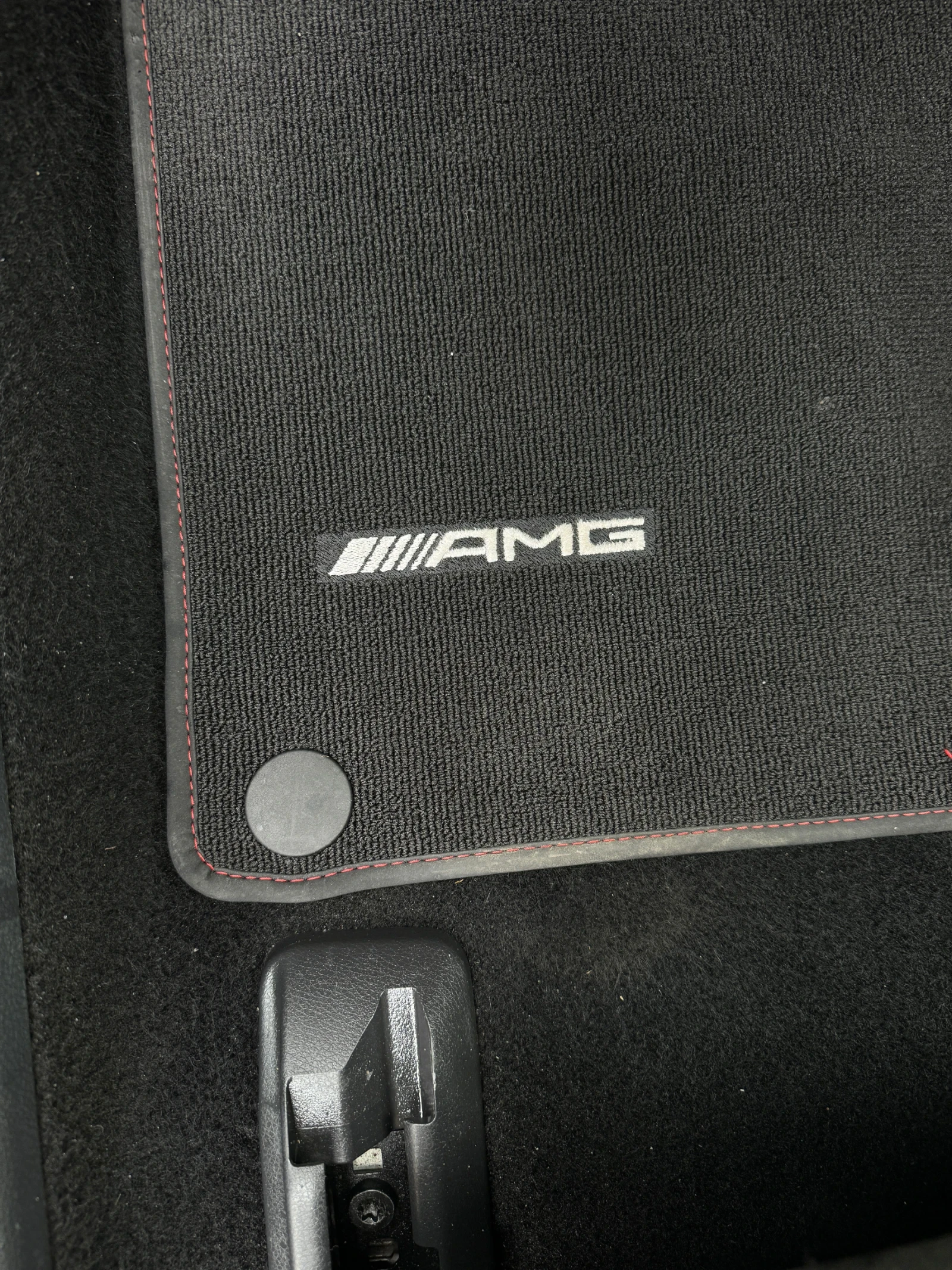 Mercedes-Benz CLA 220 4Matic, снимка 11 - Автомобили и джипове - 54379438