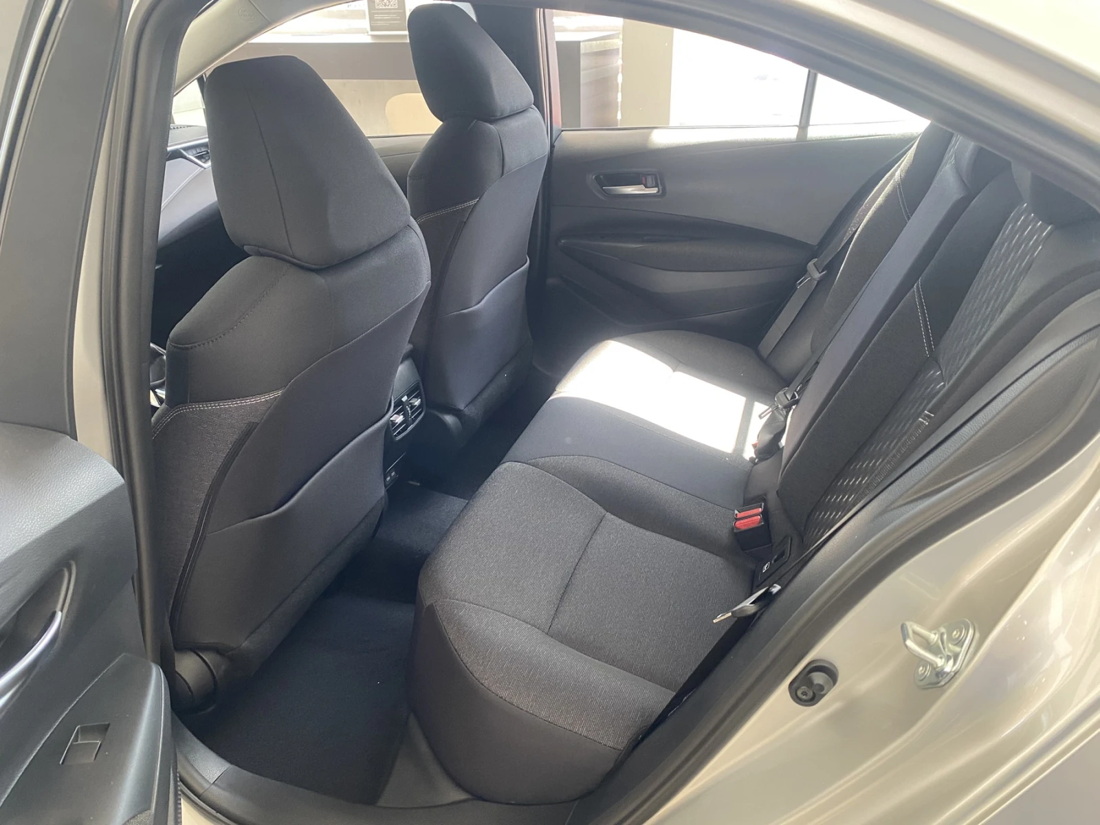 Toyota Corolla Executive | Mobile.bg � ����������� 3