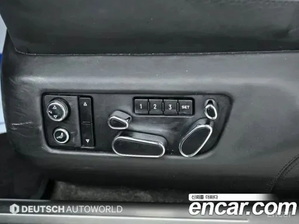 Bentley Flying Spur * 6.0* V12* КОЖА* ПОДГРЕВ* ОБДУХВАНЕ* ПАНОРАМА* , снимка 14 - Автомобили и джипове - 54554330