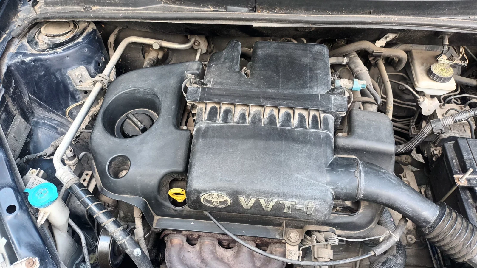 Toyota Yaris, снимка 14 - Автомобили и джипове - 54597797