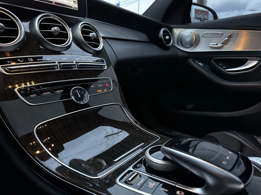 Mercedes-Benz C 43 AMG BURMASTER* NIGHT VISION* KEYLESS* DYNAMICA* КРАЙНА, снимка 13 - Автомобили и джипове - 54840550