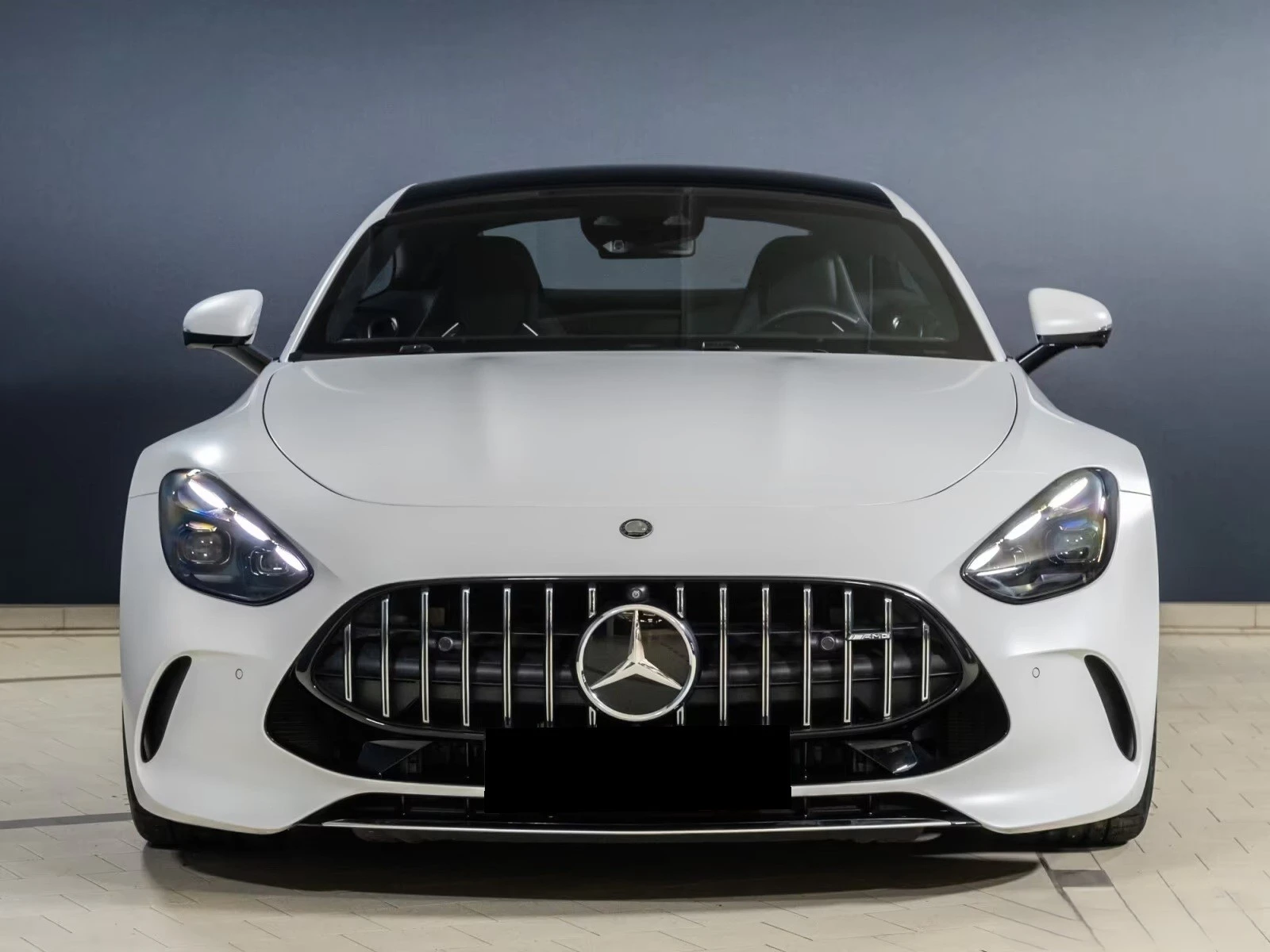 Mercedes-Benz AMG GT 63 / 4 MATIC / BURM / HUD / 360 / PANO / LIFT / , снимка 2 - Автомобили и джипове - 55098790