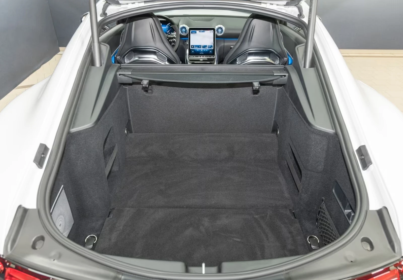 Mercedes-Benz AMG GT 63 / 4 MATIC / BURM / HUD / 360 / PANO / LIFT / , снимка 8 - Автомобили и джипове - 55098790