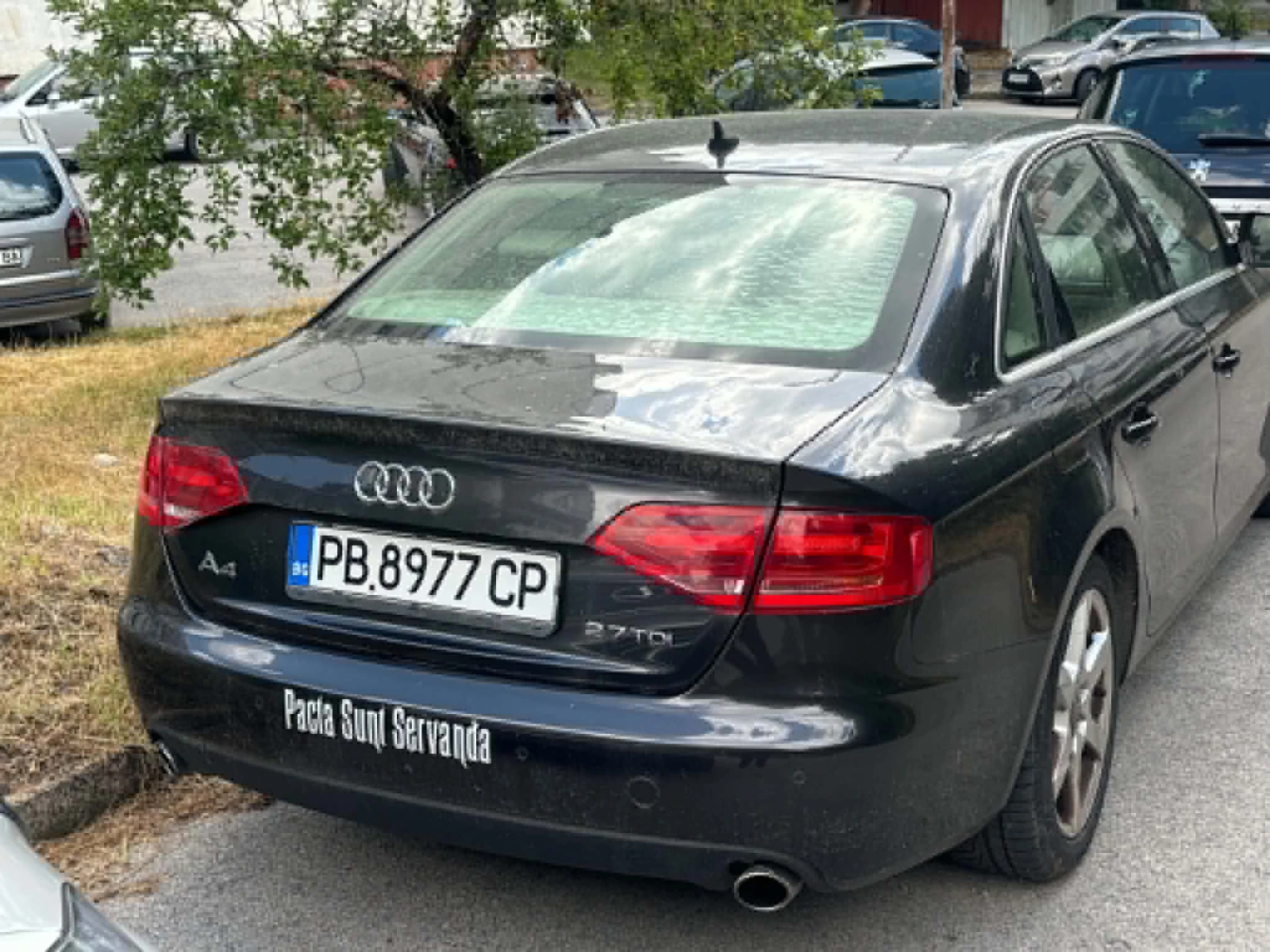 Audi A4 Limousine 1.6 TDI Automatic   Кожа   Навигация   П, снимка 3 - Автомобили и джипове - 55155352
