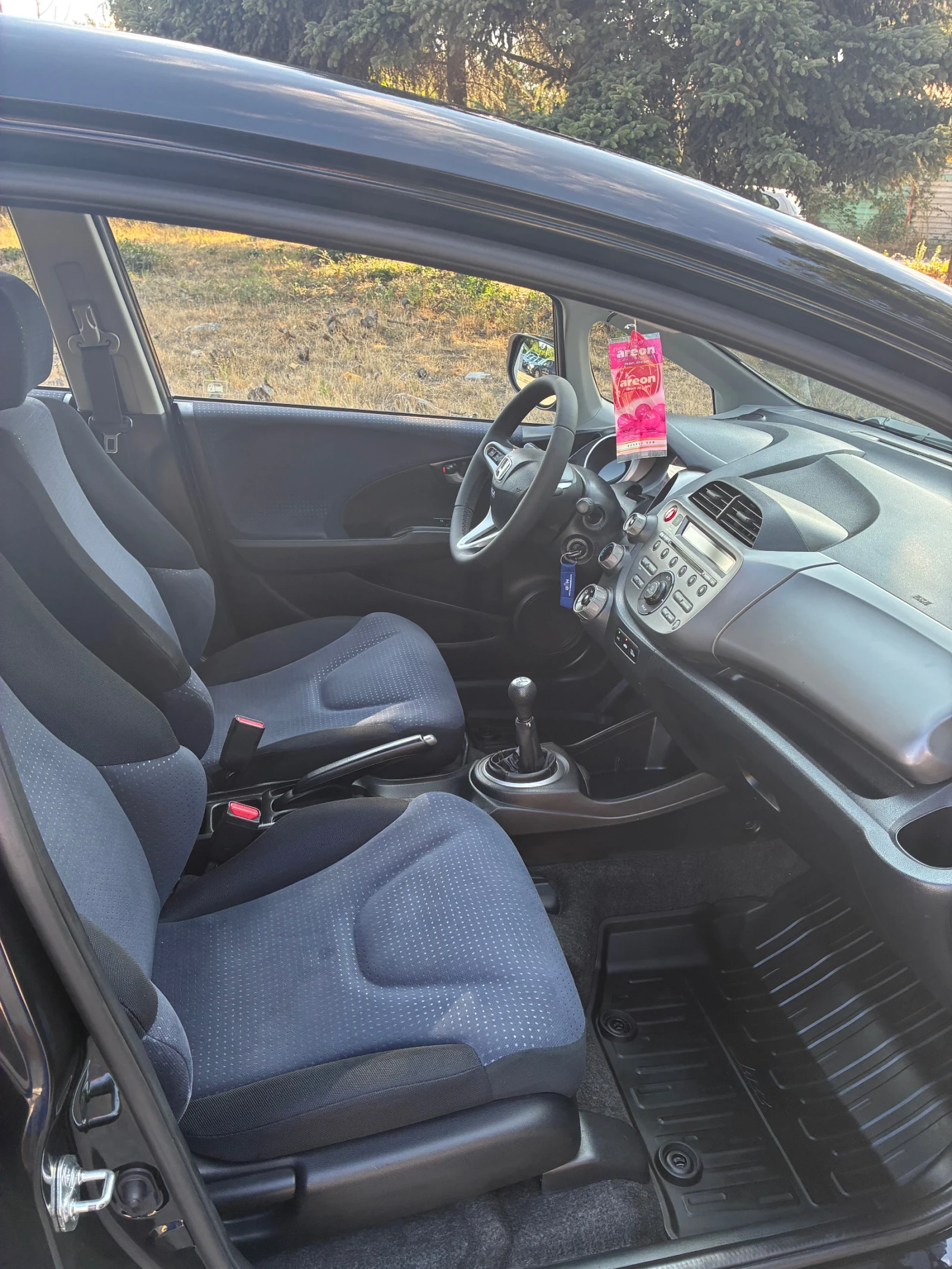 Honda Jazz 1.2 Style, снимка 10 - Автомобили и джипове - 55425879