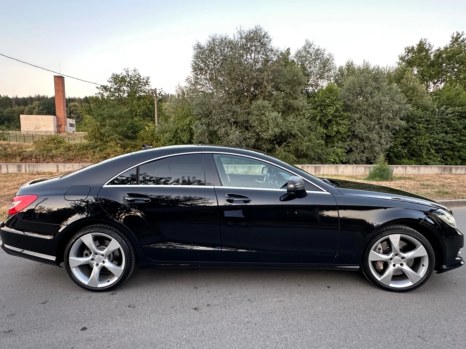 Mercedes-Benz CLS 550 4MATIC, снимка 4 - Автомобили и джипове - 55675216