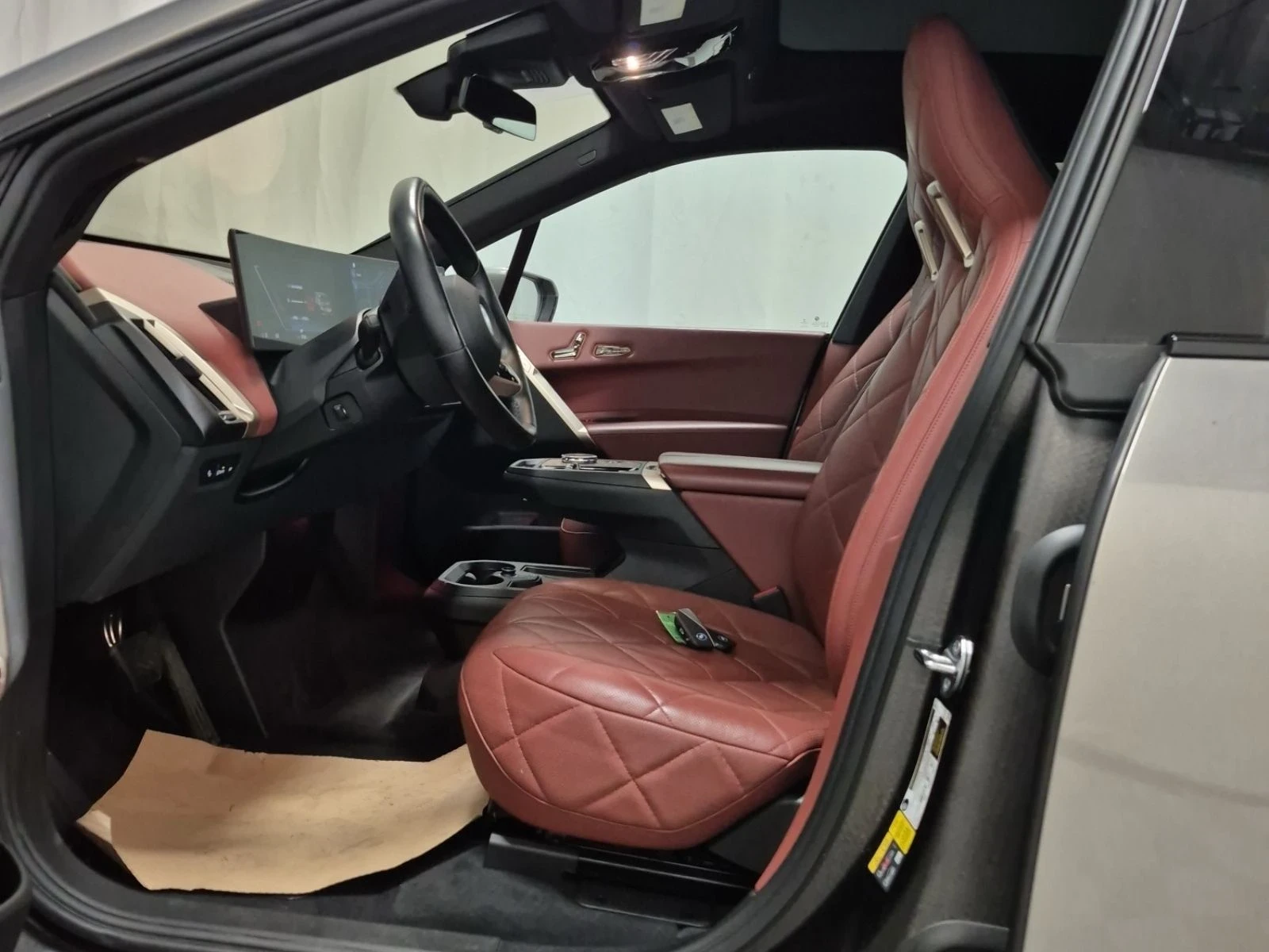 BMW iX Xdrive50* M-pack* 360* Sky Lounge* Harman kardon* , снимка 8 - Автомобили и джипове - 55802902
